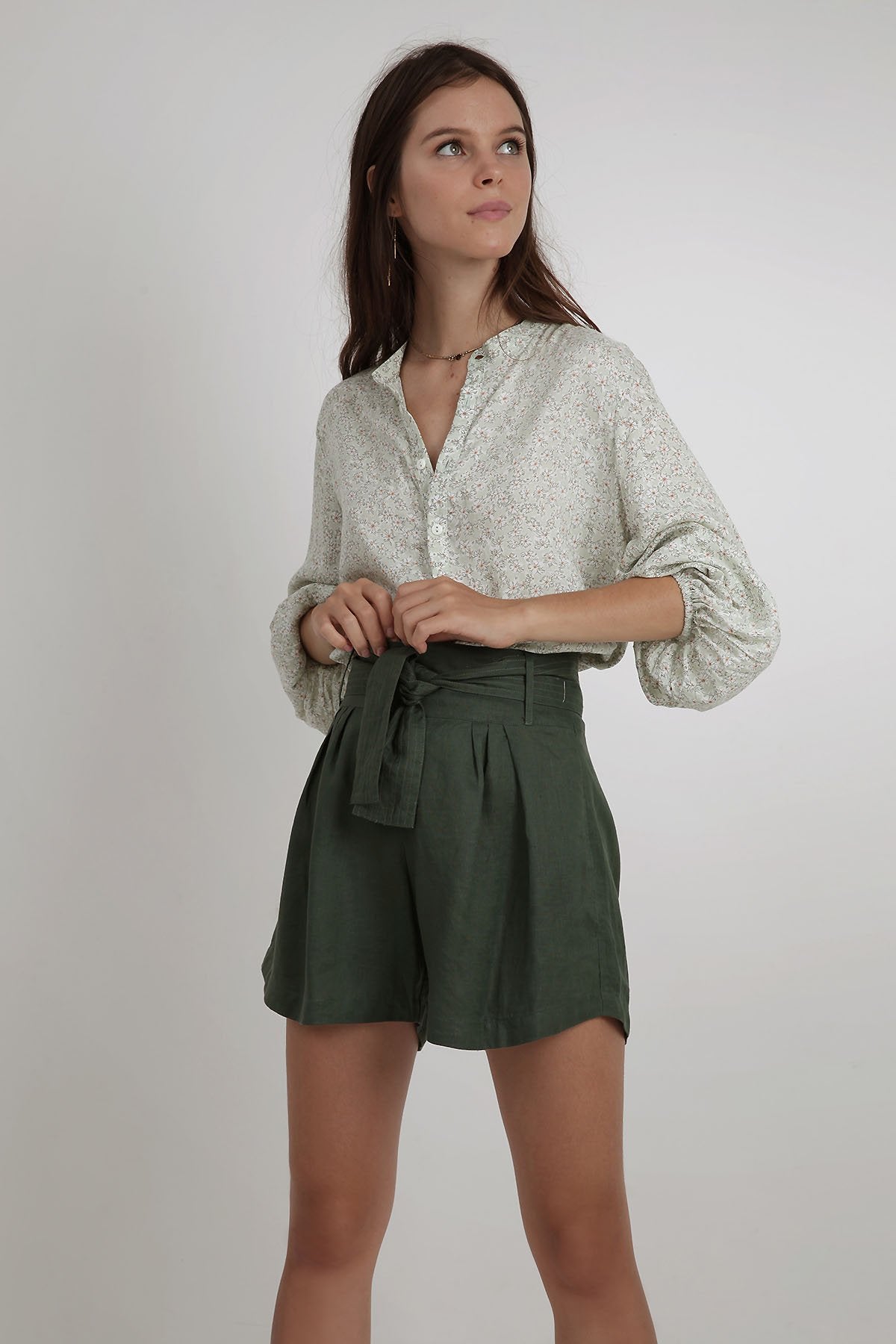 Dana linen shorts